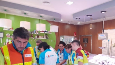  Un hombre salva la vida por una 'cadena de supervivencia' tras entrar en parada en una pescadería de Getafe