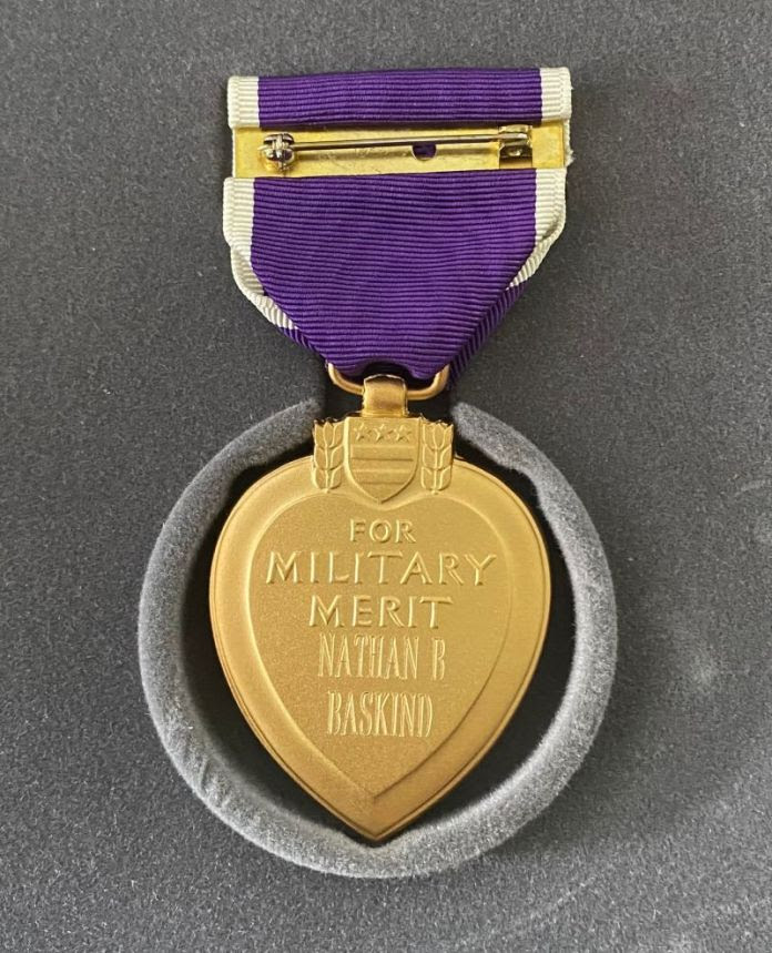 Dos du Purple Heart de Nathan Baskind