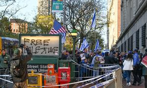 Manifestación ante el campus de la Universidad de Columbia en Nueva York.