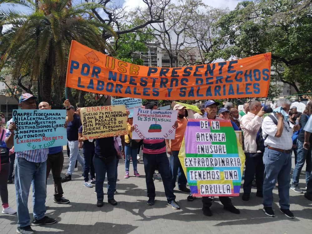 Docentes lideraron protestas laborales en febrero, pero hubo menos que en enero