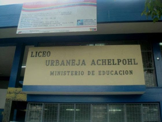 Docentes del Liceo Urbaneja Achelpohl denuncian que les suspendieron su salario “sin previo aviso”