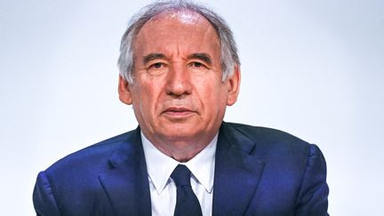 François Bayrou porte plainte après avoir reçu des menaces de mort, une enquête ouverte