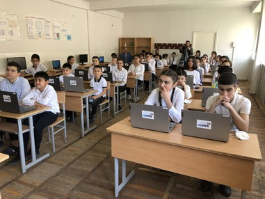 HYEHOPES2Ordinateurs portables 3 HYEHOPES2Laptops 3