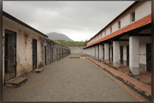 Nhà tù Côn Đảo (Côn Đảo Prison)