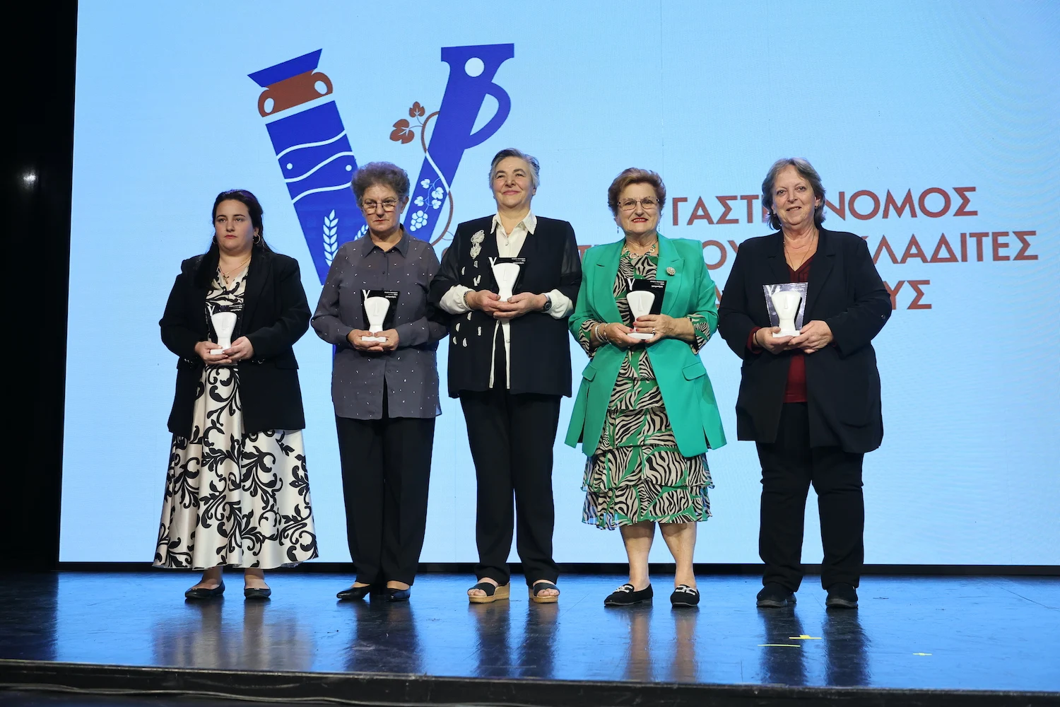 Special Award_ The 5 Cycladic Women Chefs Photo_ Nikos Kokkalias .JPG