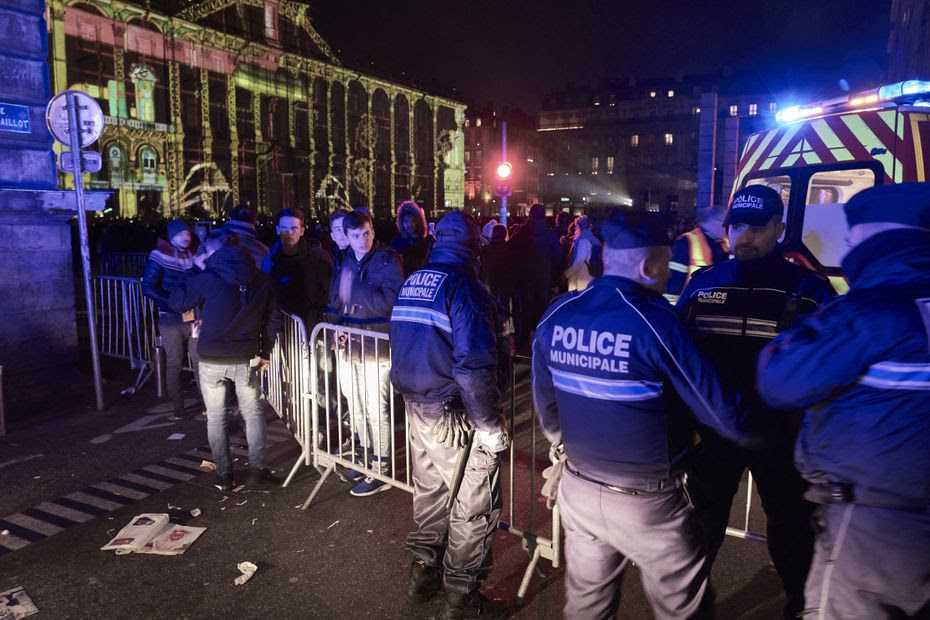 Une Fête des Lumières sous haute surveillance policière en raison du plan 'urgence attentat'