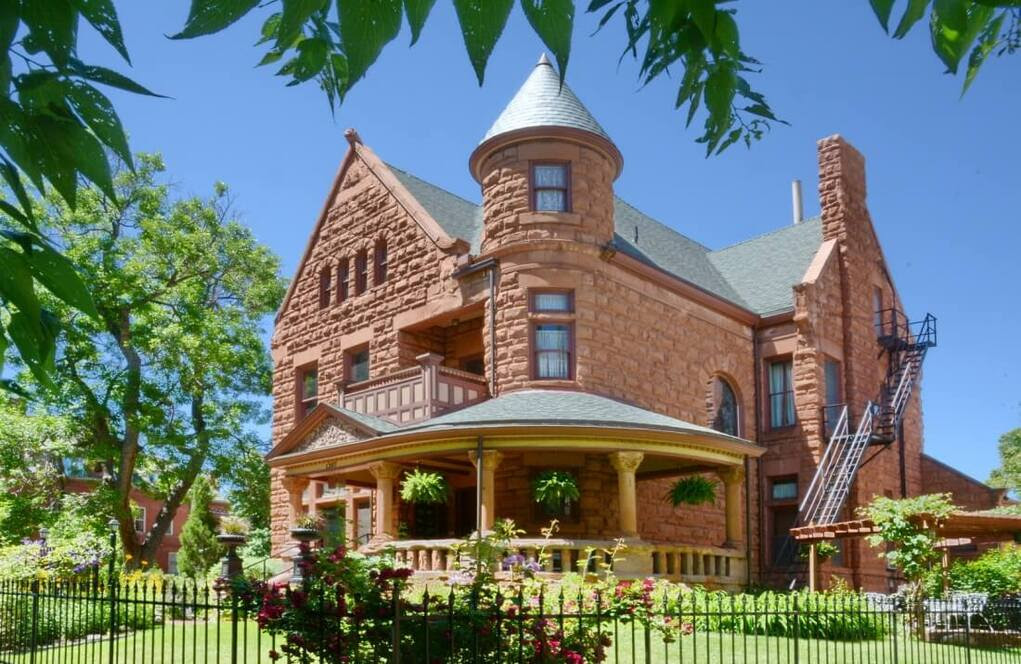 Capitol Hill Mansion Bed & Breakfast