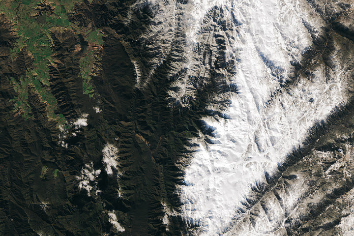 Australia's Snowy Mountains Coated in White