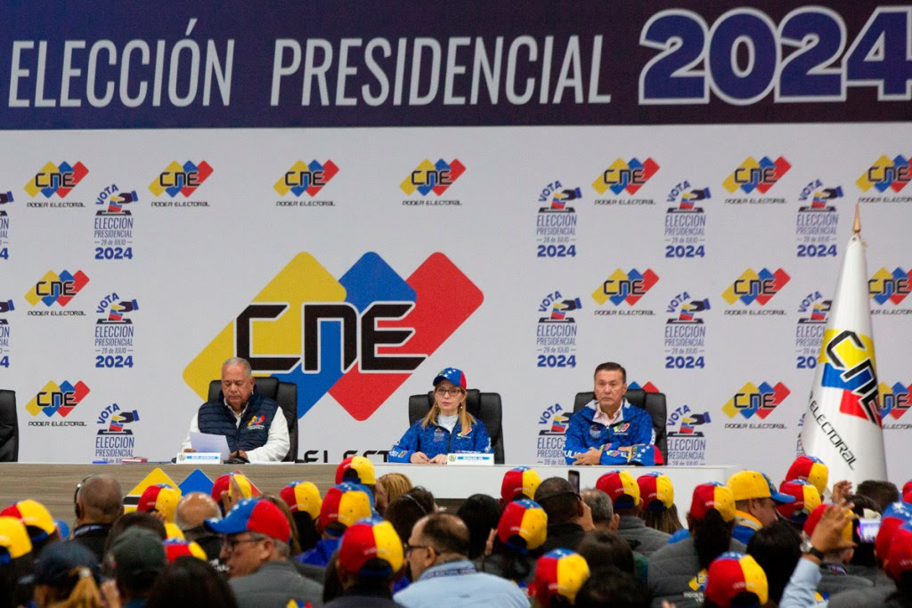 El CNE anuncia que Maduro gana las presidenciales con un 51,20 % con el 80 % escrutado