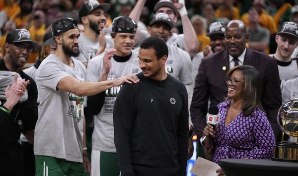 Boston Celtics head coach Joe Mazzulla, center, celebrates with his team after Game 4 of the NBA Eastern Conference basketball finals against the Indiana Pacers, Monday, May 27, 2024, in Indianapolis. The Celtics won 105-102. (AP Photo/Michael Conroy) ** FILE **