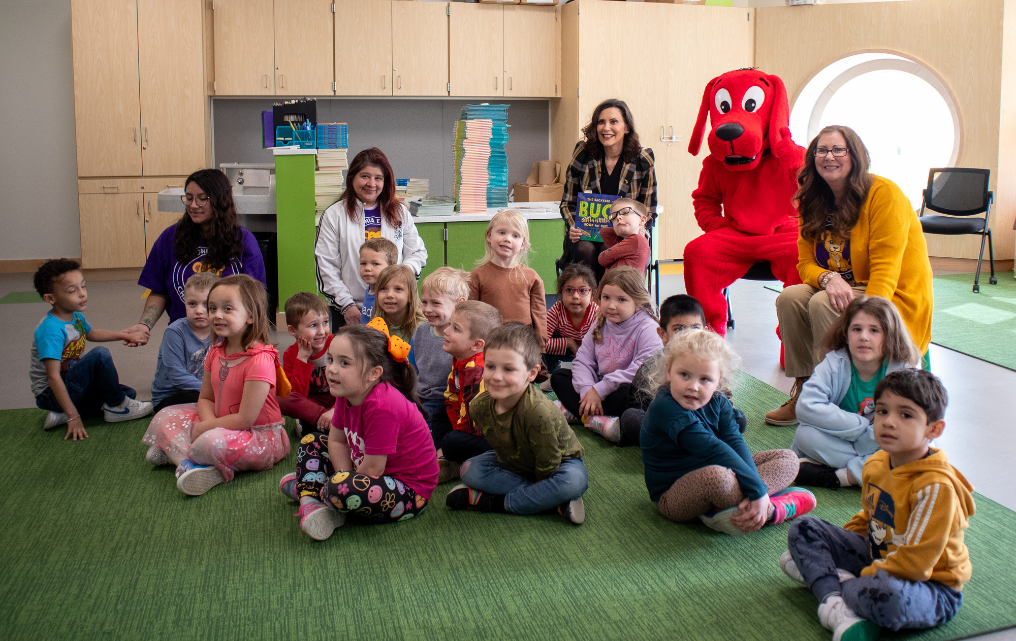 Gov. Whitmer with kids at MiLEAP Event