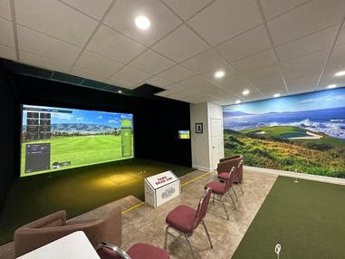 golf simulator room