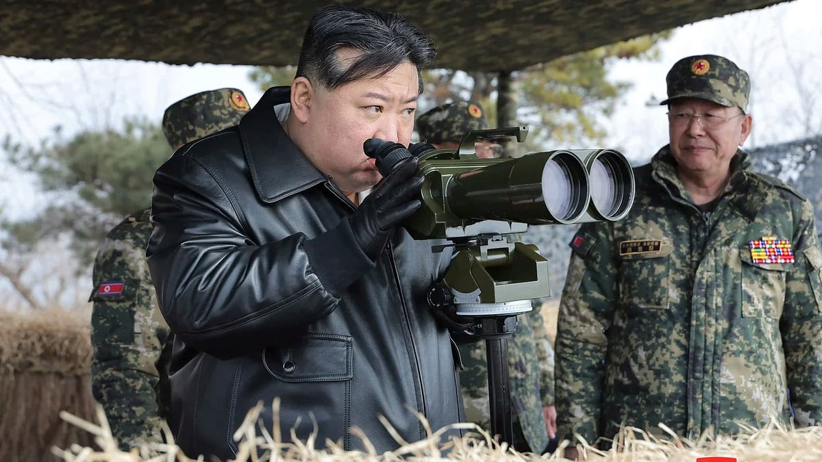 En una clara amenaza a sus enemigos, Kim Jong-un dirigió un simulacro de contraataque nuclear
