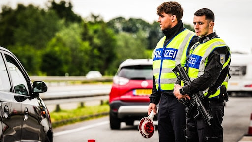 Vanaf maandag weer grenscontroles op snelwegen Duitsland, files verwacht