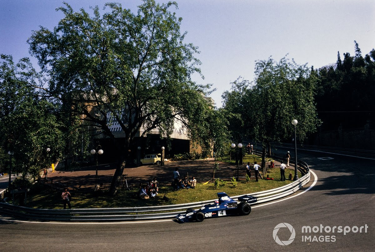 Horquillas de Montjuic que recuerda a Mónaco