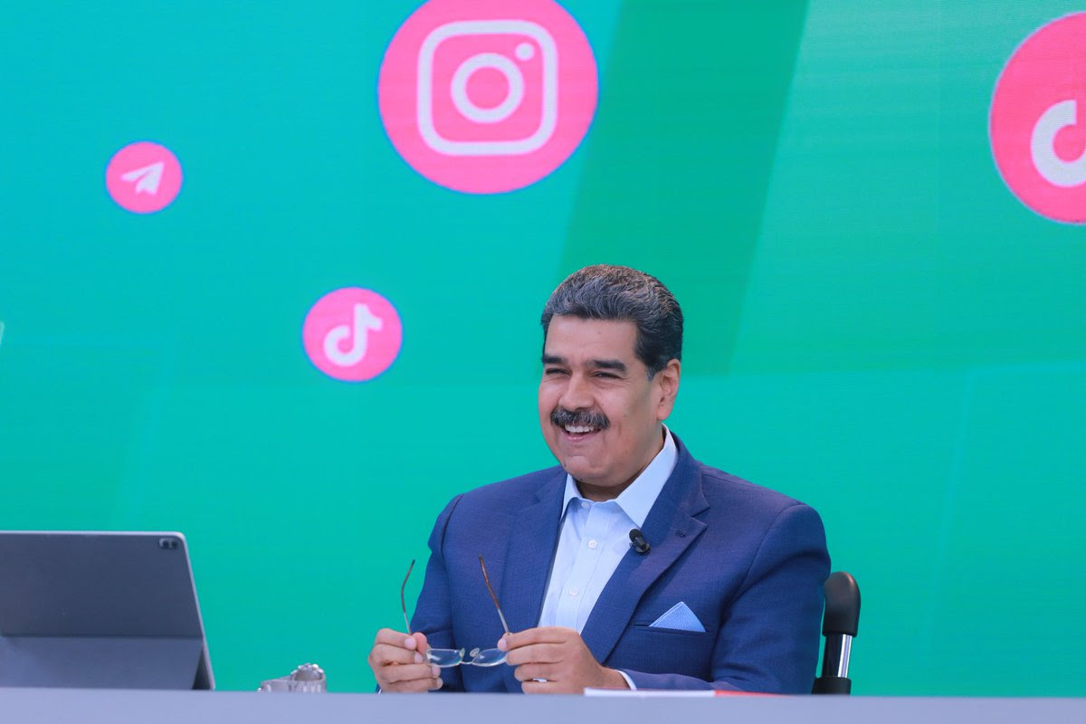 MADURO PIDE ＂vencer la censura en redes＂ con el tema ＂Dale like a Nicolás＂