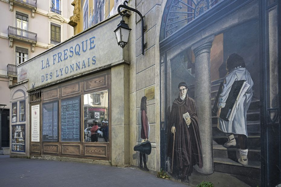 Remplacer l'Abbé Pierre par Lucie Aubrac sur la Fresque des Lyonnais, c'est ce que réclame une association de protection de l'enfance