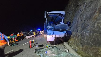 Un accident de car fait au moins deux morts et dix blessés graves à Porté-Puymorens, dans les Pyrénées-Orientales