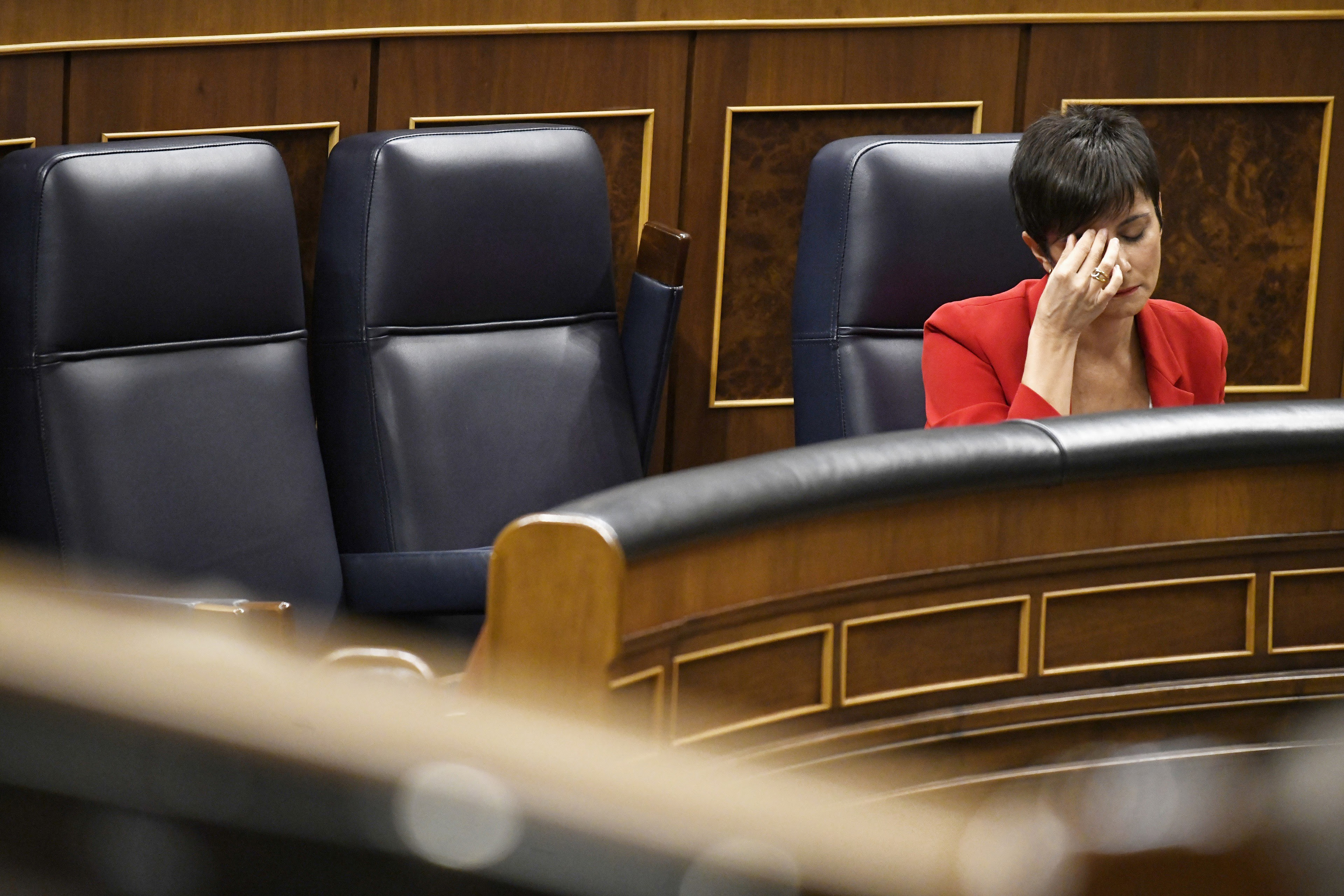 La ministra de Vivienda, Isabel Rodríguez, durante una sesión de control al Gobierno, en el Congreso de los Diputados, a 23 de octubre de 2024, en Madrid (España).