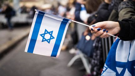 Pourquoi le gala 'Israël is Forever' organisé à Paris est-il si controversé ?