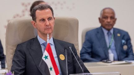 Le président syrien, Bachar al-Assad, promet d'utiliser la 'force' pour contrer l'offensive des jihadistes et des rebelles