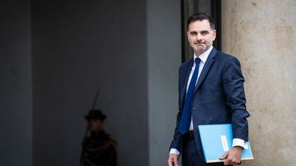 Aide médicale d'Etat : le gouvernement 'ne renoncera pas à l'exigence d'humanité' mais 'continuera à lutter contre les différents abus', déclare le ministre du Budget