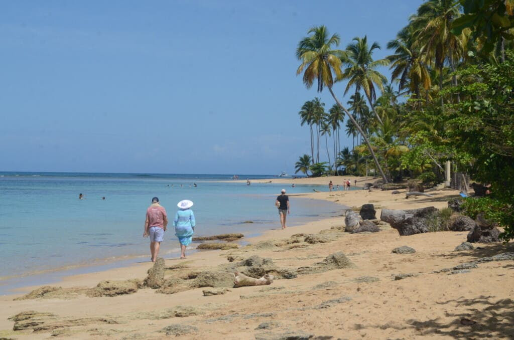 Playa Bonita  con una belleza sin igual y una tranquilidad que evoca paz es ideal para unas vacaciones placenteras. 