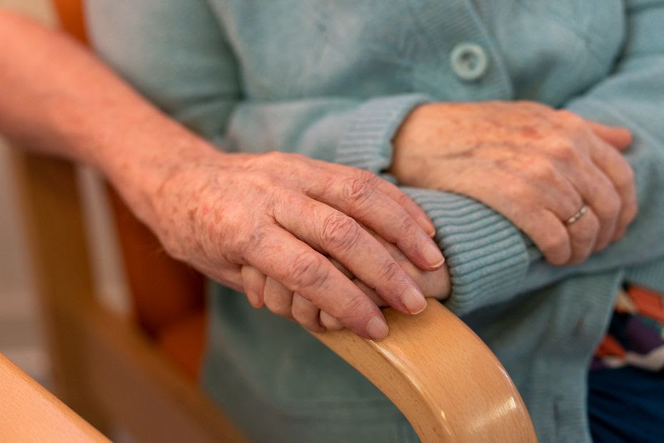 Proche malade, Alzheimer, handicapé ou âgé : comment être reconnu comme aidant ?