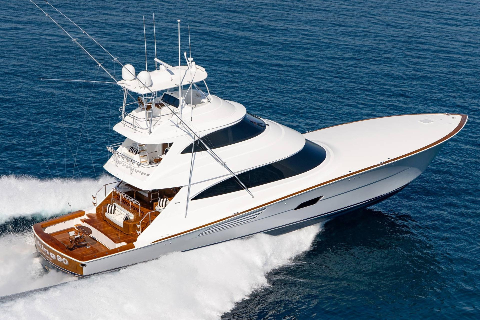 Viking Yachts 90 Convertible