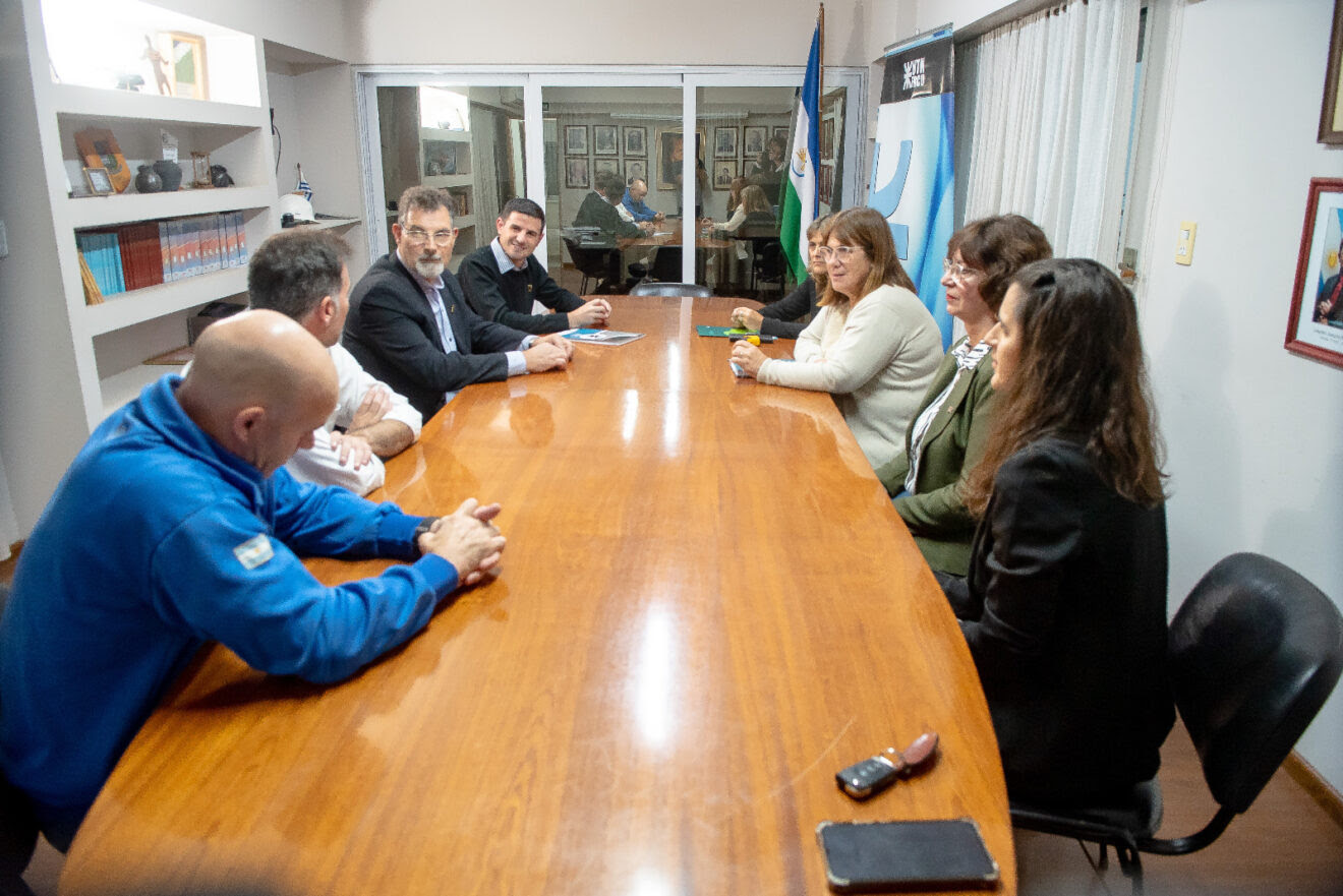 Se firmó el Convenio de la Diplomatura en Soldadura a dictarse en Villa Elisa