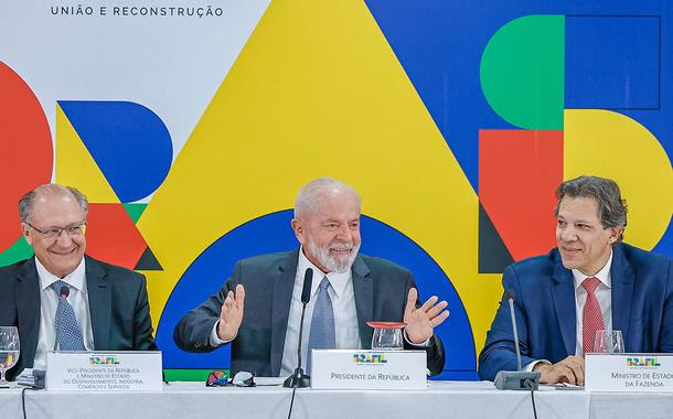 Governo Lula cumpre arcabouço fiscal e contas públicas fecham 2024 dentro da meta