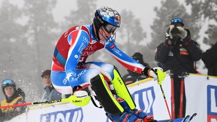 Coupe du monde de ski : Clément Noël remporte le premier slalom de la saison en Finlande