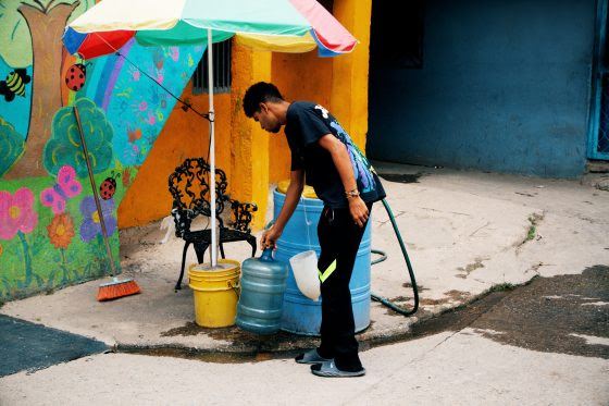 Escasez de agua empeora en Caracas casi dos semanas después del quinto apagón nacional