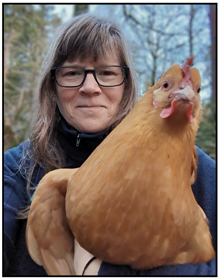 STACY_WITH_CHICKEN_-_CROP.png