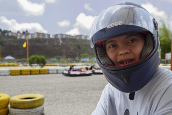 Jóvenes con discapacidad demuestran que su condición no es un límite en el Karting La Limonera