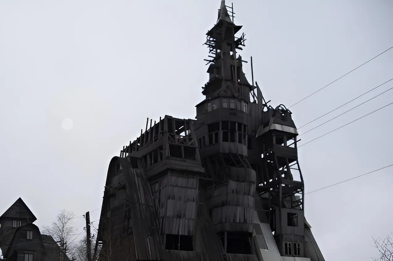 «Arqueomodernismo»: La guerra de Rusia contra sí misma