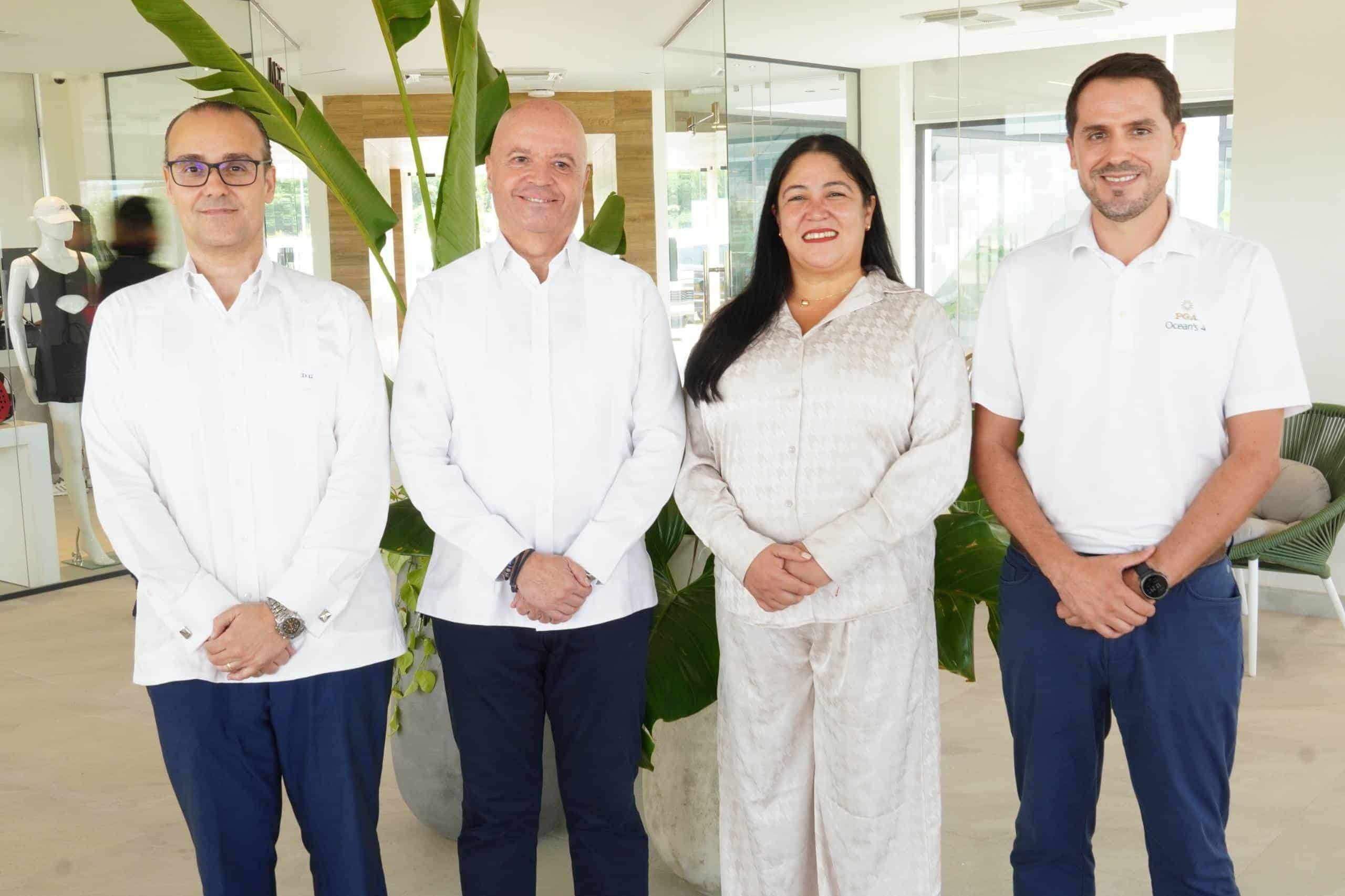 David García. Dir Operaciones de Playa Nueva Romana. Jesús Durán. Director General Playa Nueva Romana. Rosa Lilly Zapata. Directora Comercial PNR.  Carlos de Linares Director General PGA Ocean's 4