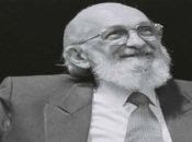 "La educación no cambia al mundo. La educación cambia a las personas y las personas cambian al mundo": Paulo Freire.