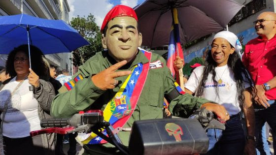 El chavismo duro arropa al cuestionado Nicolás Maduro