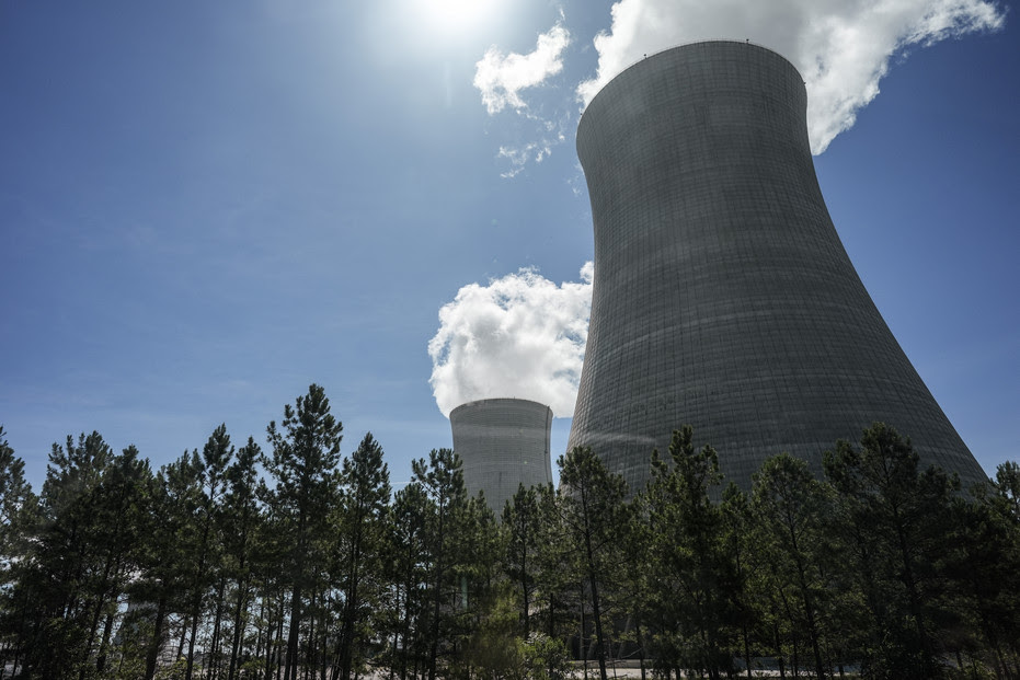 Two cooling towers are seen at a nuclear reactor facility.