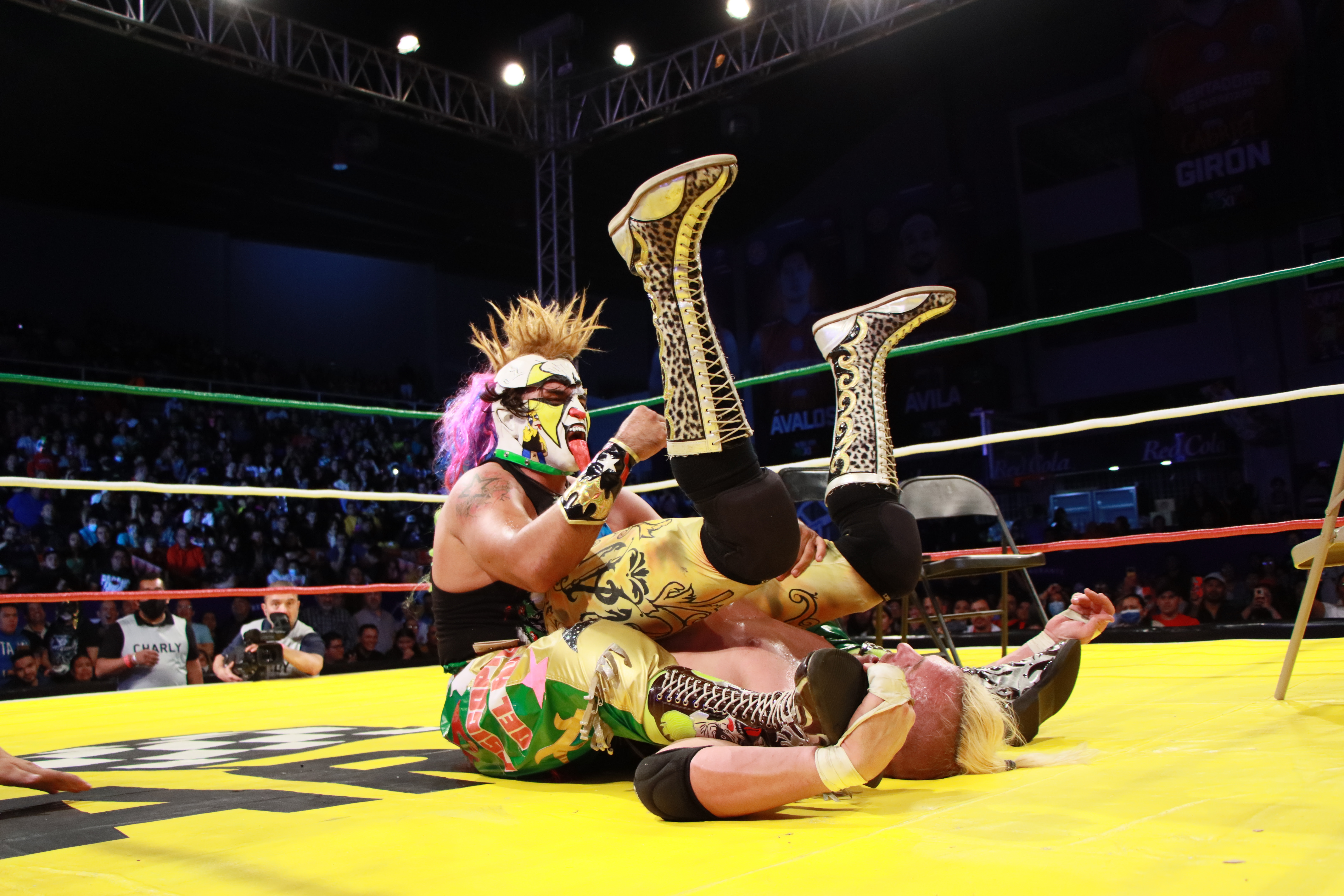 Triplemanía Xxxii Monterrey en vivo y en exclusiva por Space y Max, la casa de Lucha Libre AAA 3