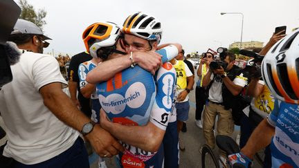 Tour de France 2024 : 'J'ai vraiment du mal à y croire'... Romain Bardet raconte sa victoire sur la première étape