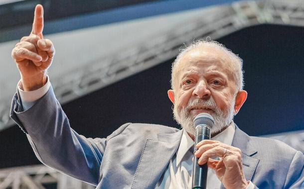 Lula inaugura programa Morar Carioca do Aço, na Zona Oeste do Rio