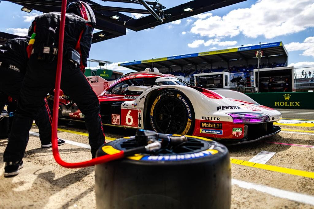 Com direito a dobradinha, a Porsche liderou o domingo de testes em Le Mans (ACO/24 Horas de Le Mans)