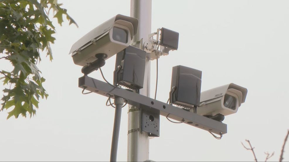 Warwick announces plans for red light cameras