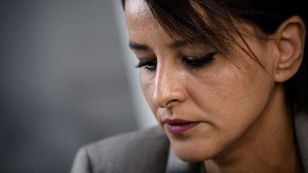 Najat Vallaud-Belkacem dénonce 'un insupportable procès en déloyauté' fait à travers elle 'à des millions de Français'