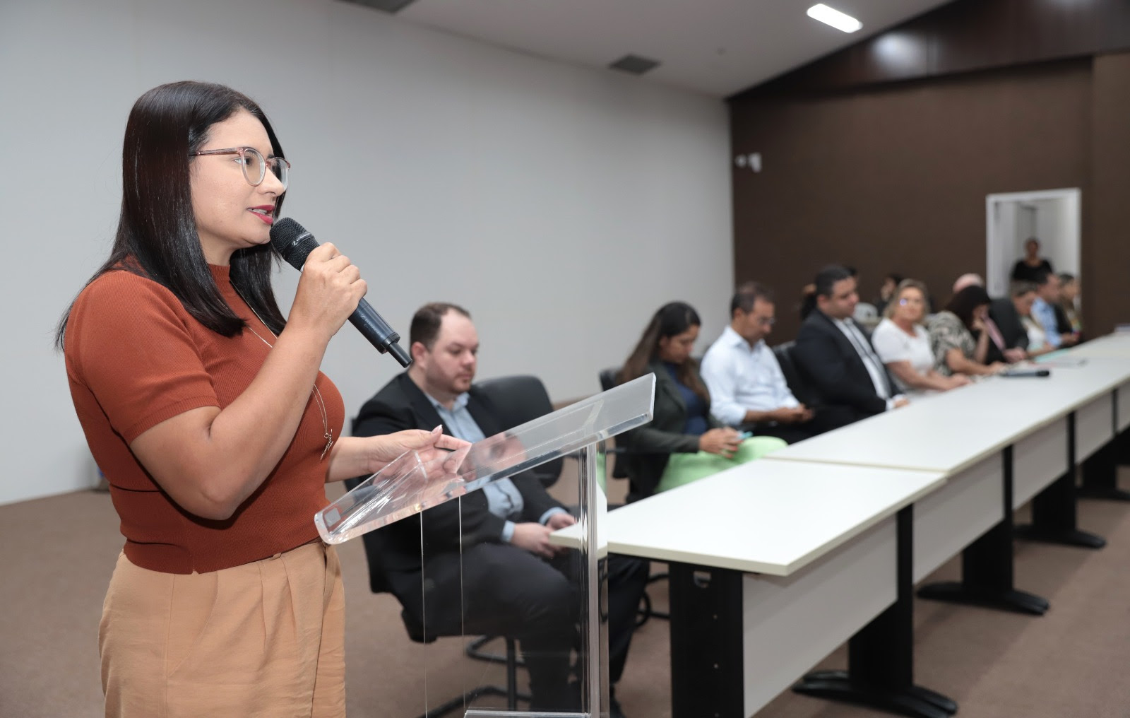 “Temos profissionais qualificados em sala de aula e toda uma equipe pedagógica preparada para fazer o melhor acolhimento possível”, informou a coordenadora Aylizara dos Reis.