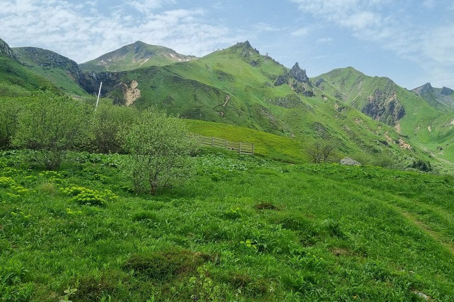 EXCLU FRANCE 3. Voici la nouvelle altitude mesurée du plus haut volcan de France situé en Auvergne