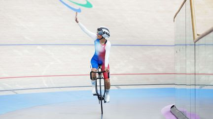 Paralympiques 2024 : Marie Patouillet décroche l'argent sur le contre-la-montre en cyclisme sur piste, la première médaille pour la France