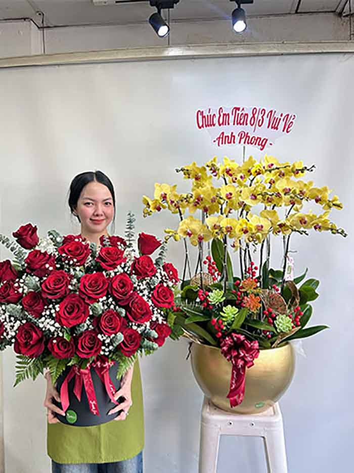 Dịch vụ chăm sóc khách hàng tốt của tiệm hoa tươi gần khu vực Bến Thành